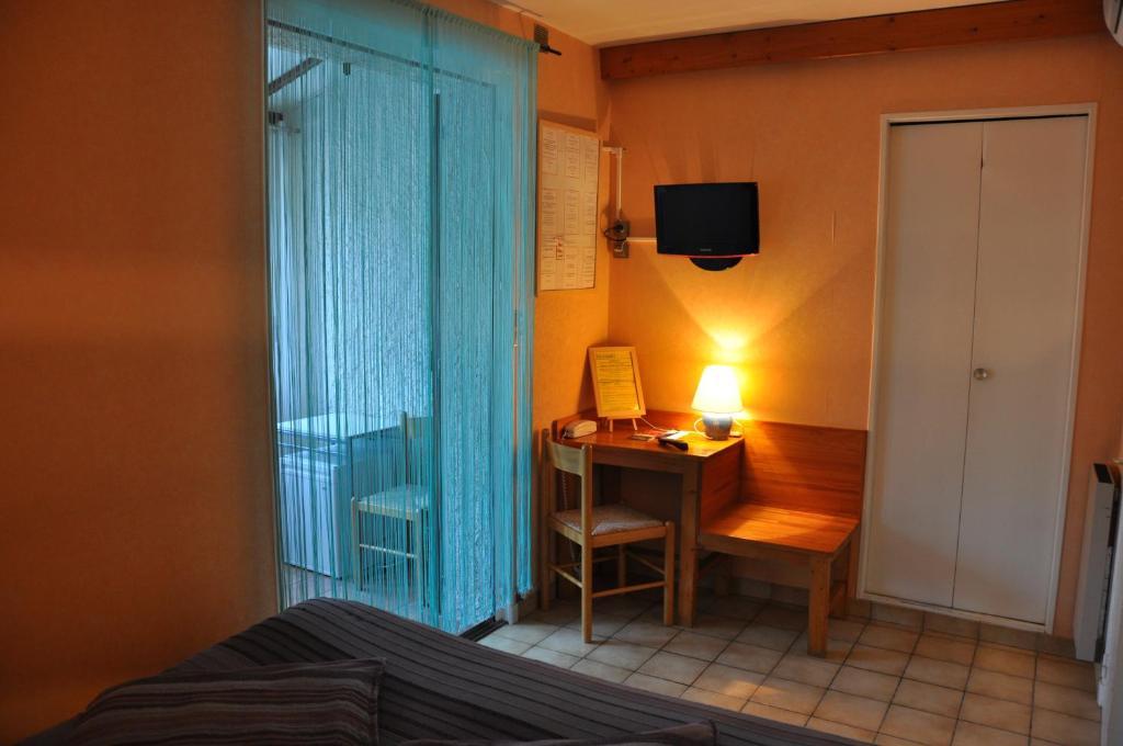 La Cigaliere Hotel Le Beausset Phòng bức ảnh